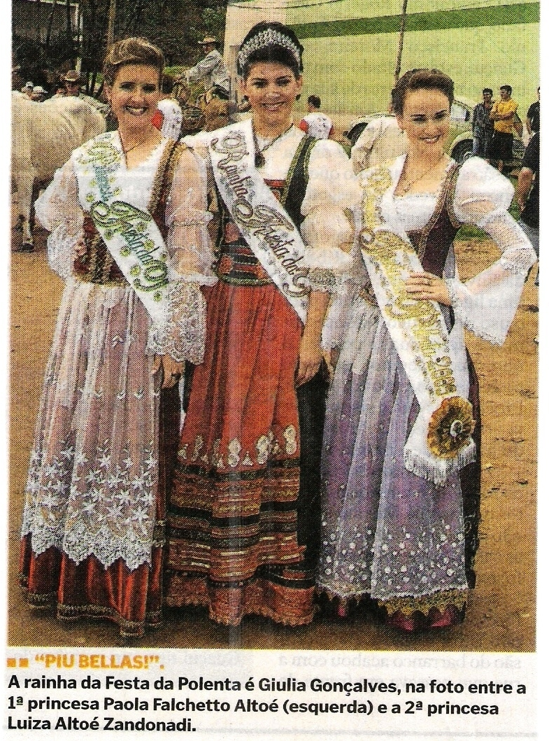 Rainha da Polenta com a 1º e 2º Princesa